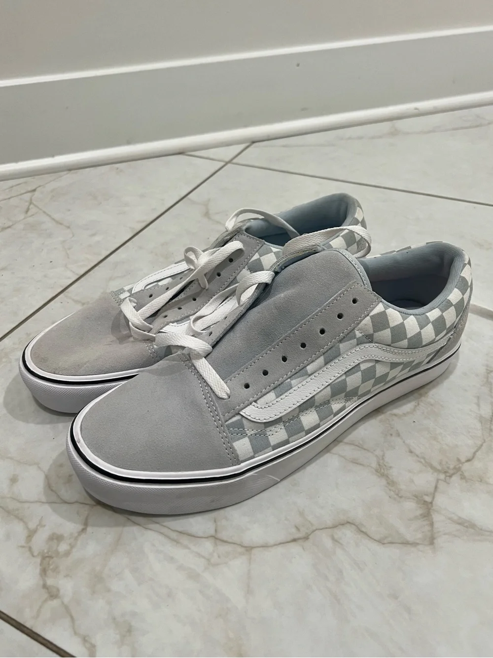 NEW VANS Gray Checkered Old Skool Sneakers Size 11.5 US